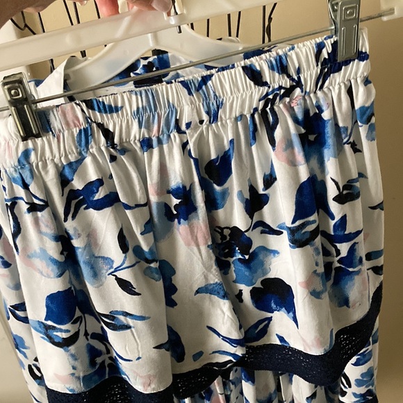 NWOT 3 piece PJ short set size medium - Picture 3 of 7